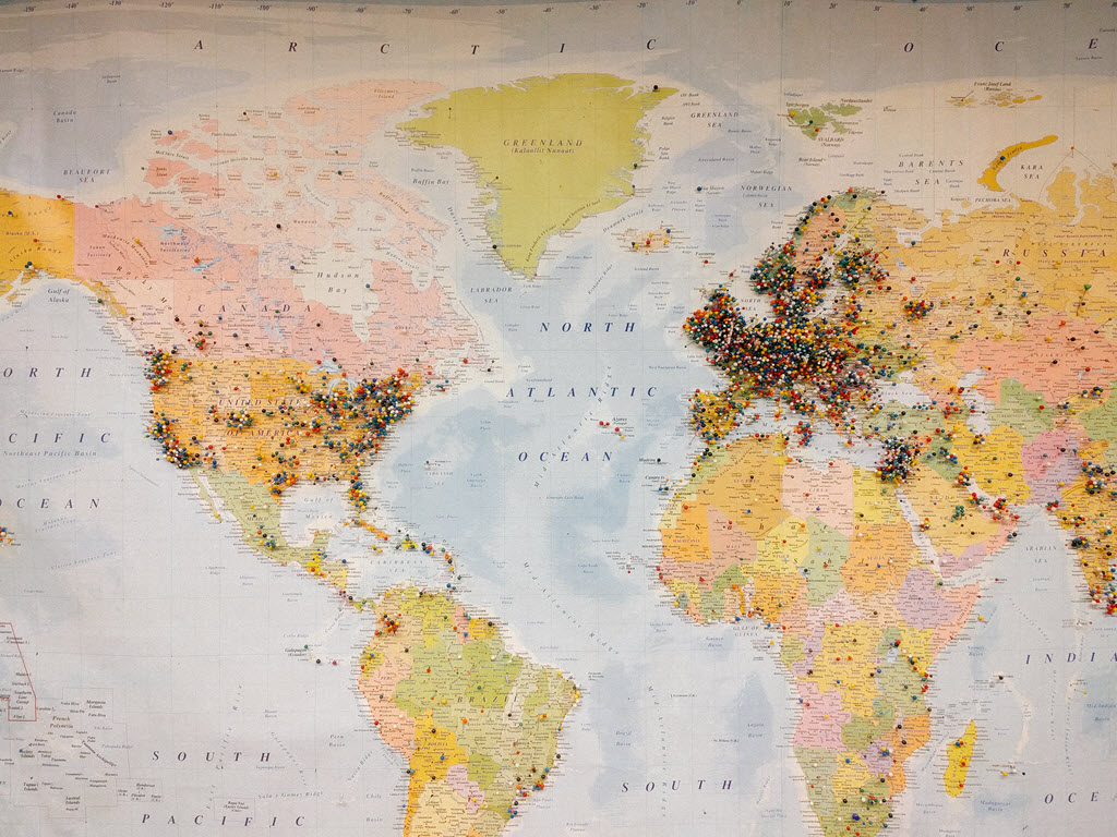 radio shack store locator